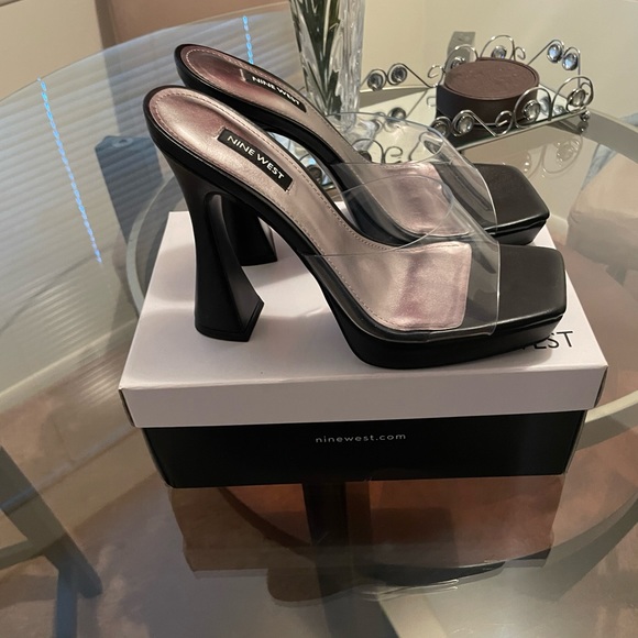 Nine West heels - Picture 3 of 6